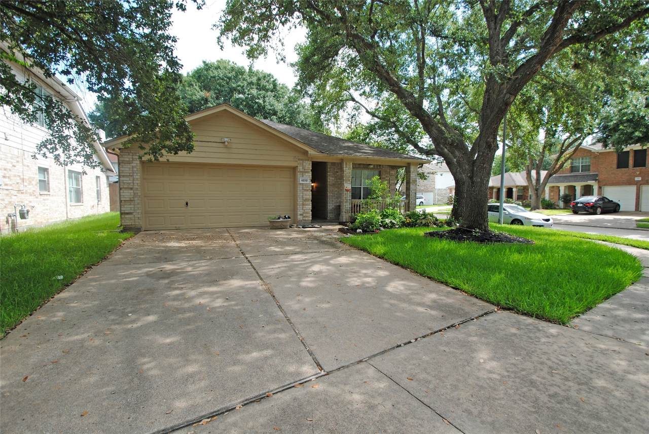 4819 Russet Trail Court - Photo 1