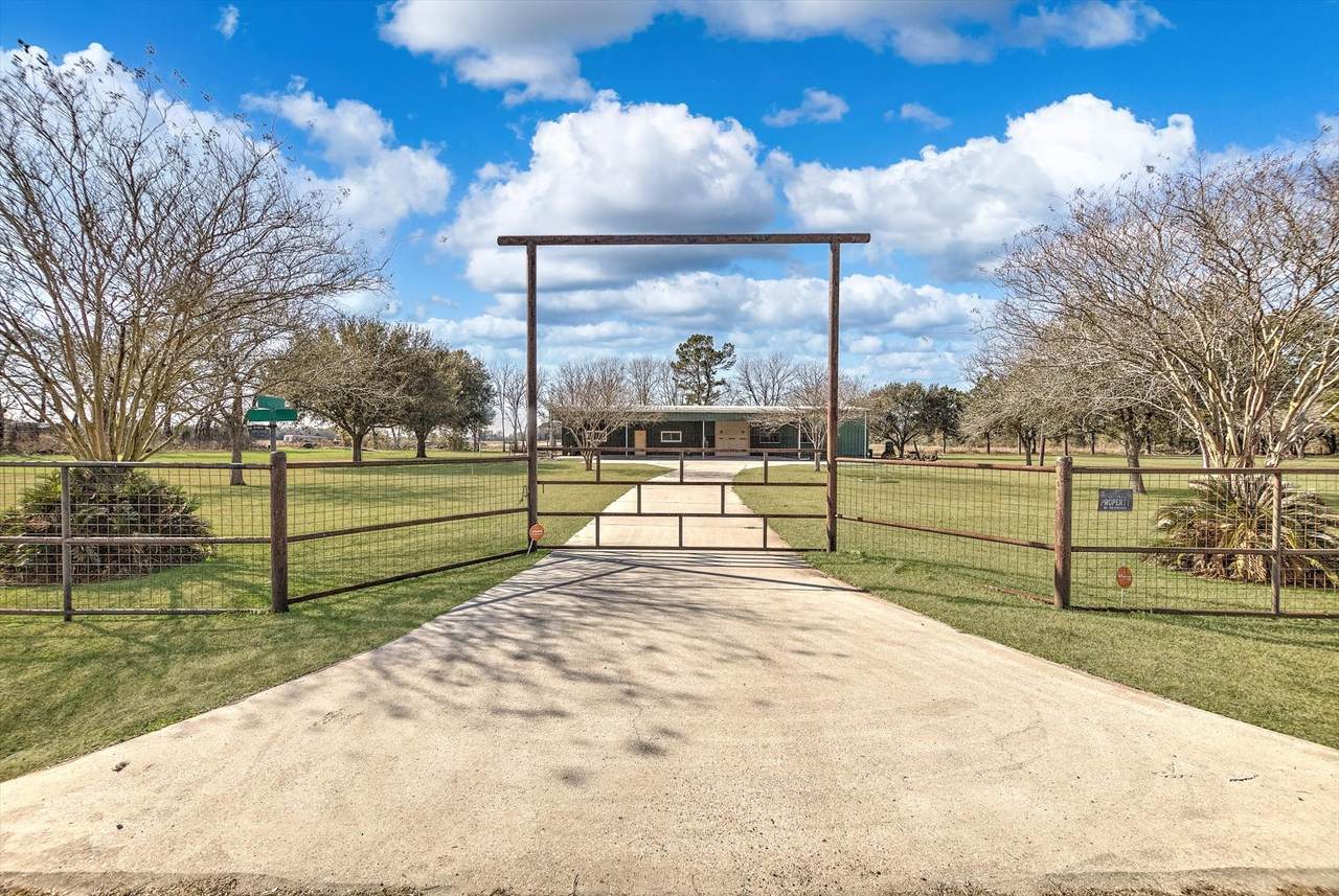 1399 County Road 611 - Photo 1