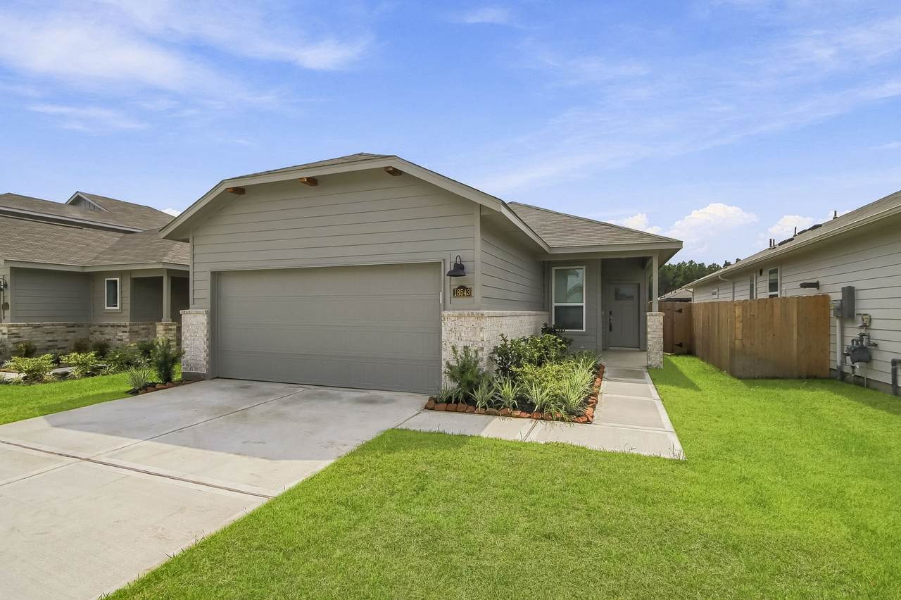 18543 Landing Meadows Lane - Photo 1