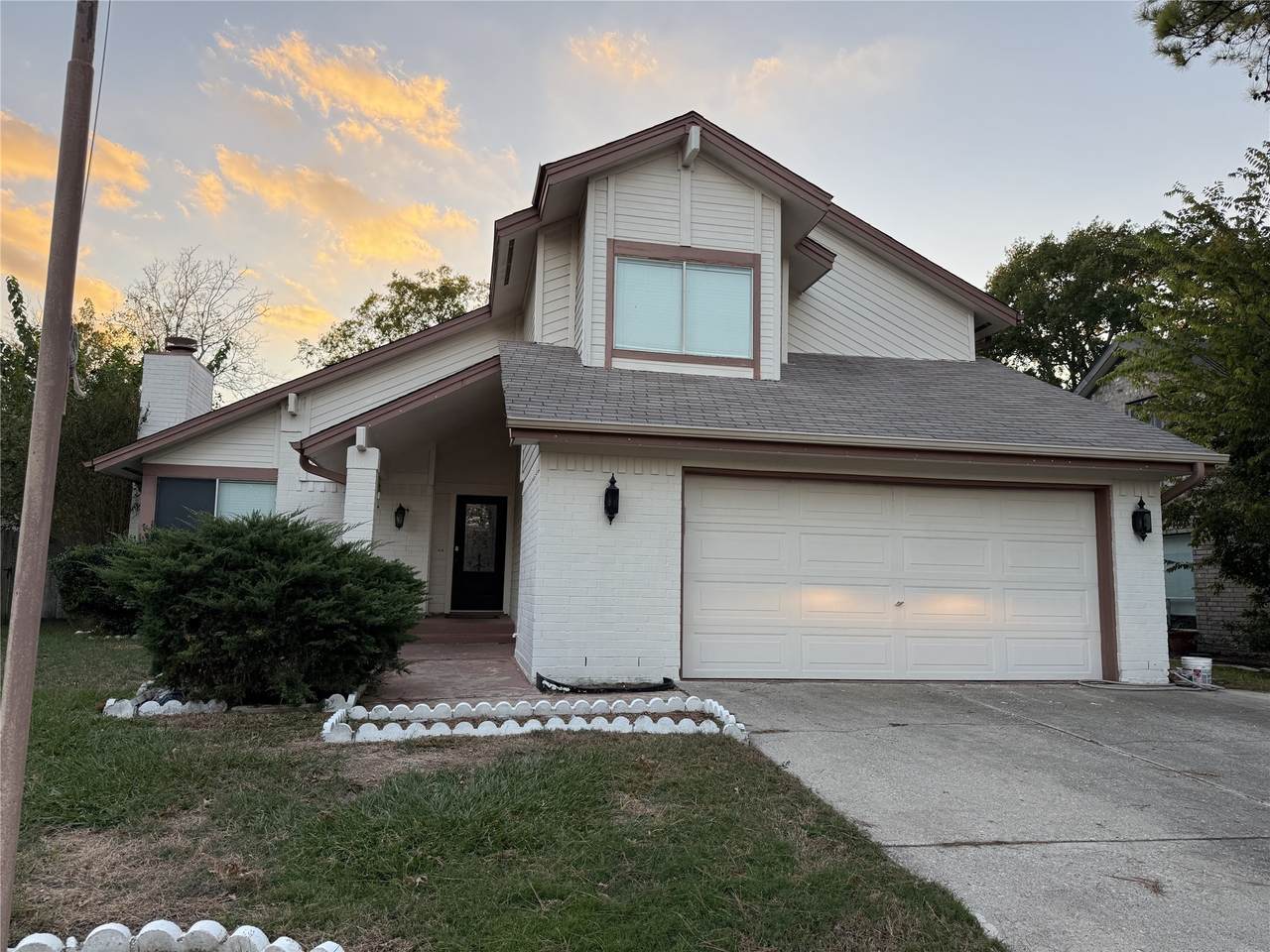 4211 Bridledon Lane - Photo 1