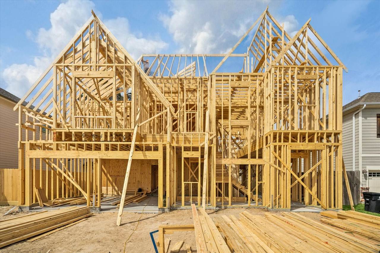 1510 Chantilly Lane - Photo 1