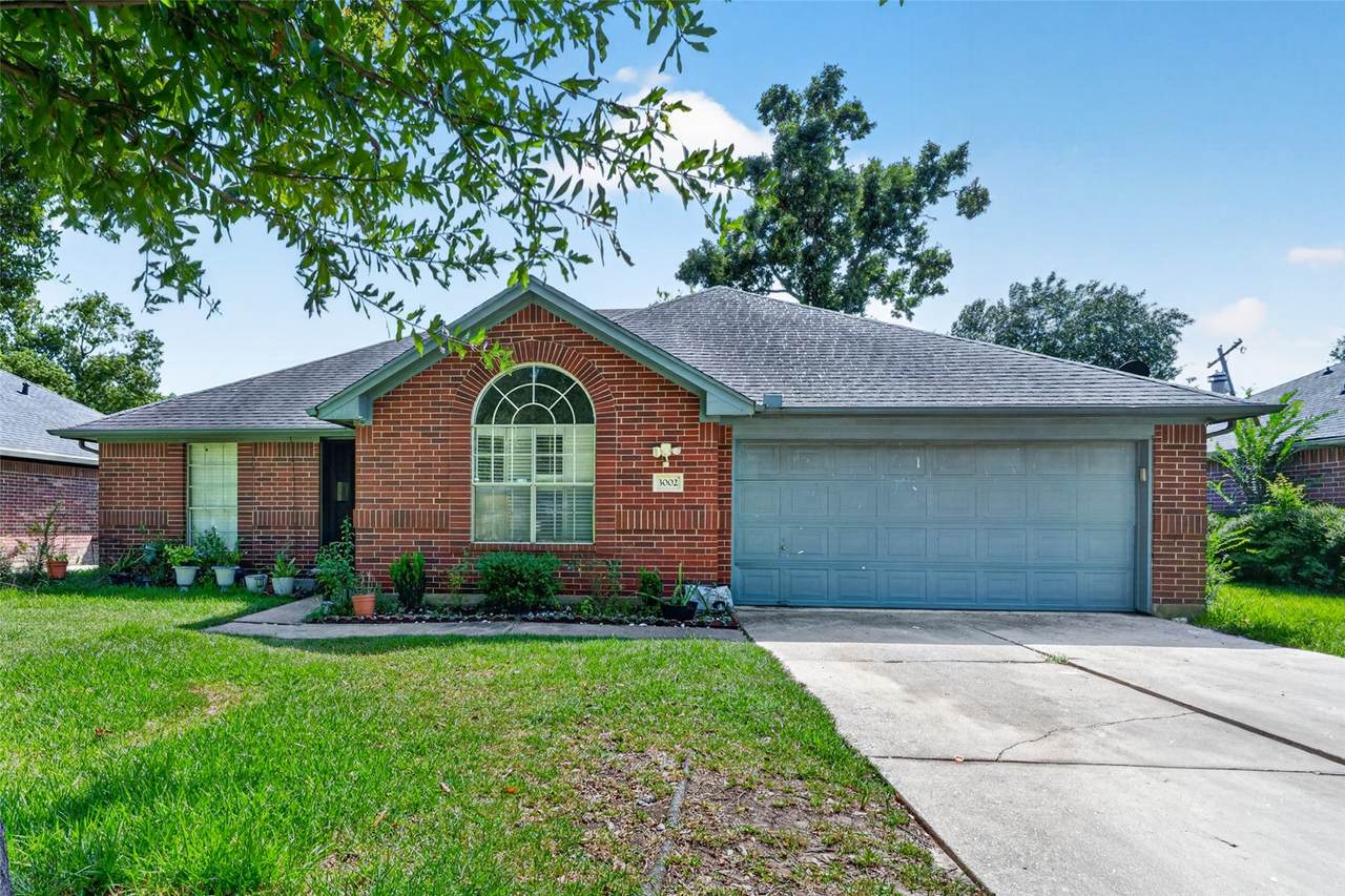 3002 Overland Trail - Photo 1