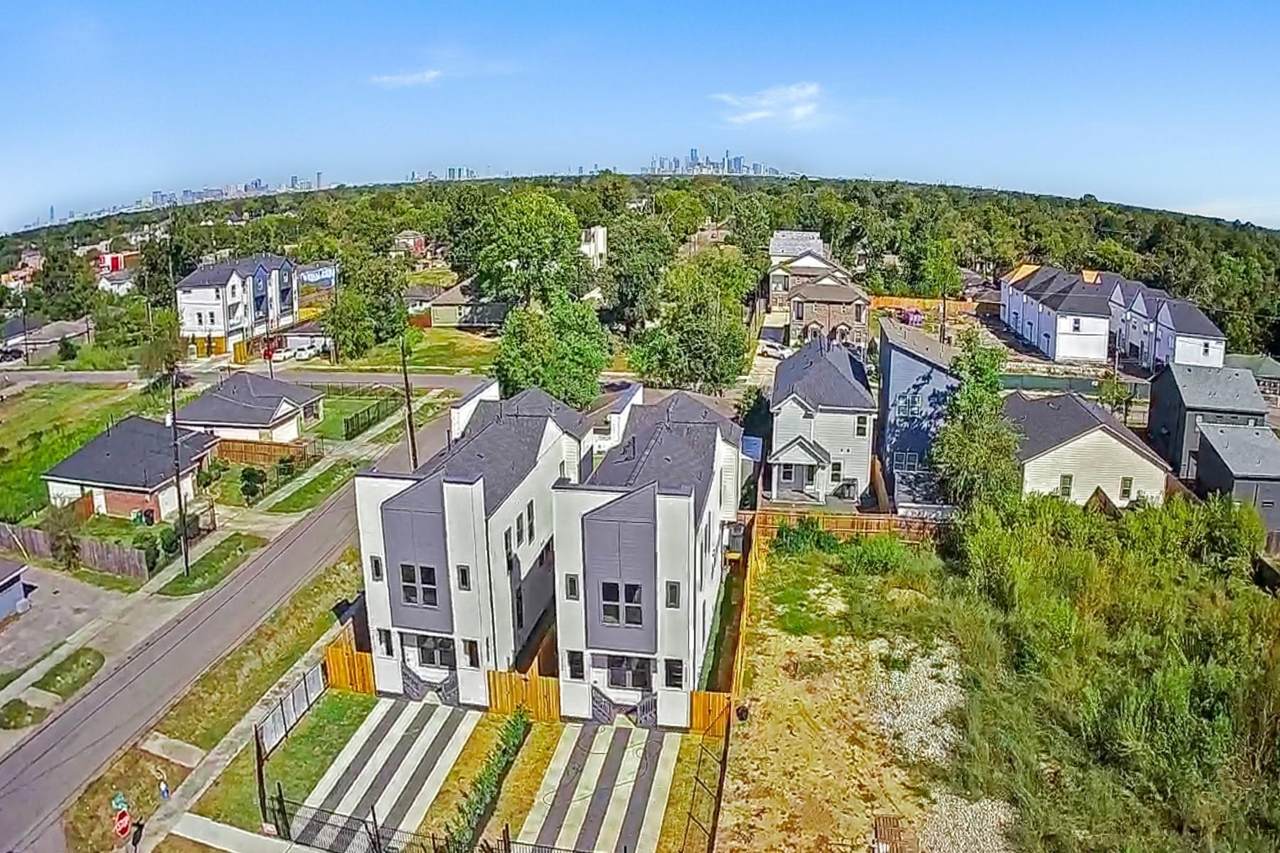 4805 Paula Street - Photo 1