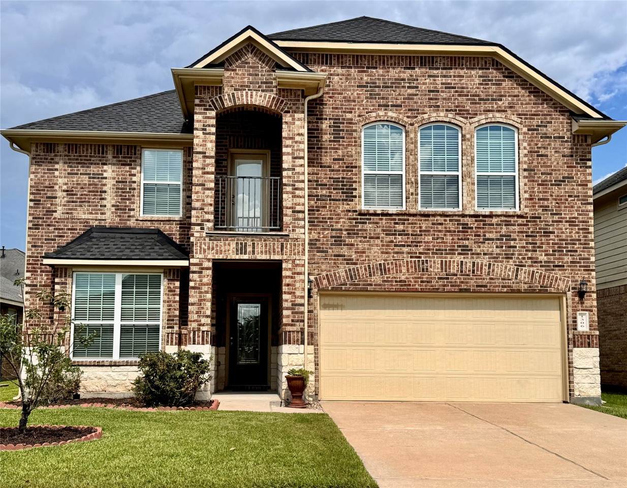 1306 Maple Drive - Photo 1
