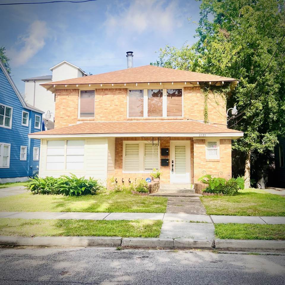 1614 Ridgewood Street - Photo 1