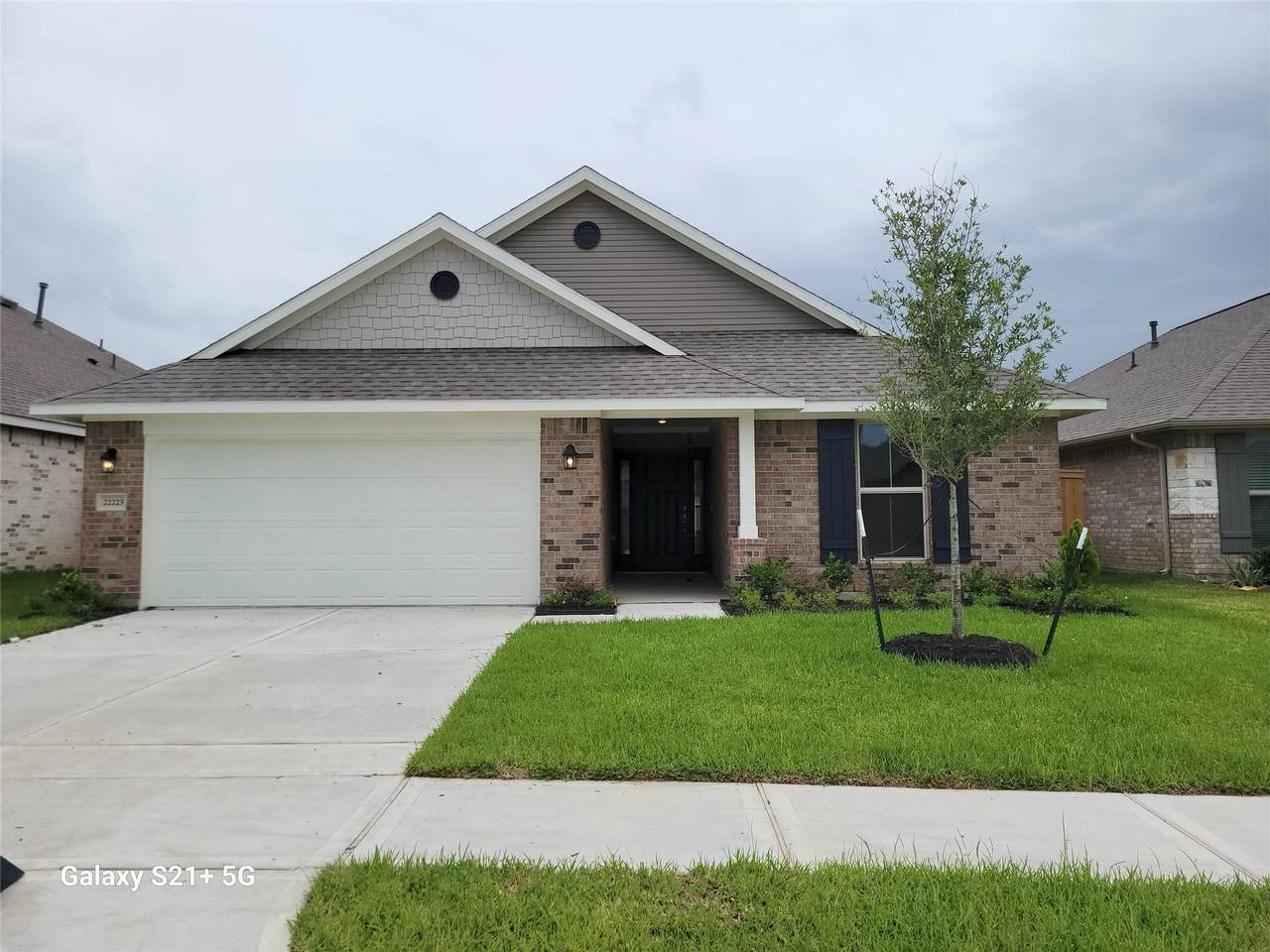 436 Bryan Way - Photo 1