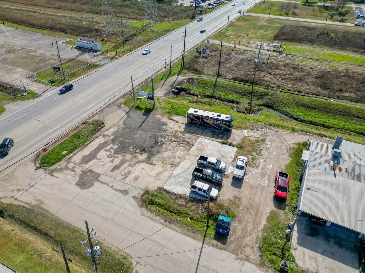 14915 Fm 2100 Road - Photo 1