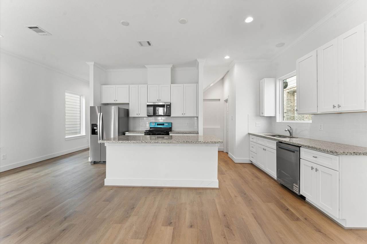 6402 Pregonero Lane - Photo 1