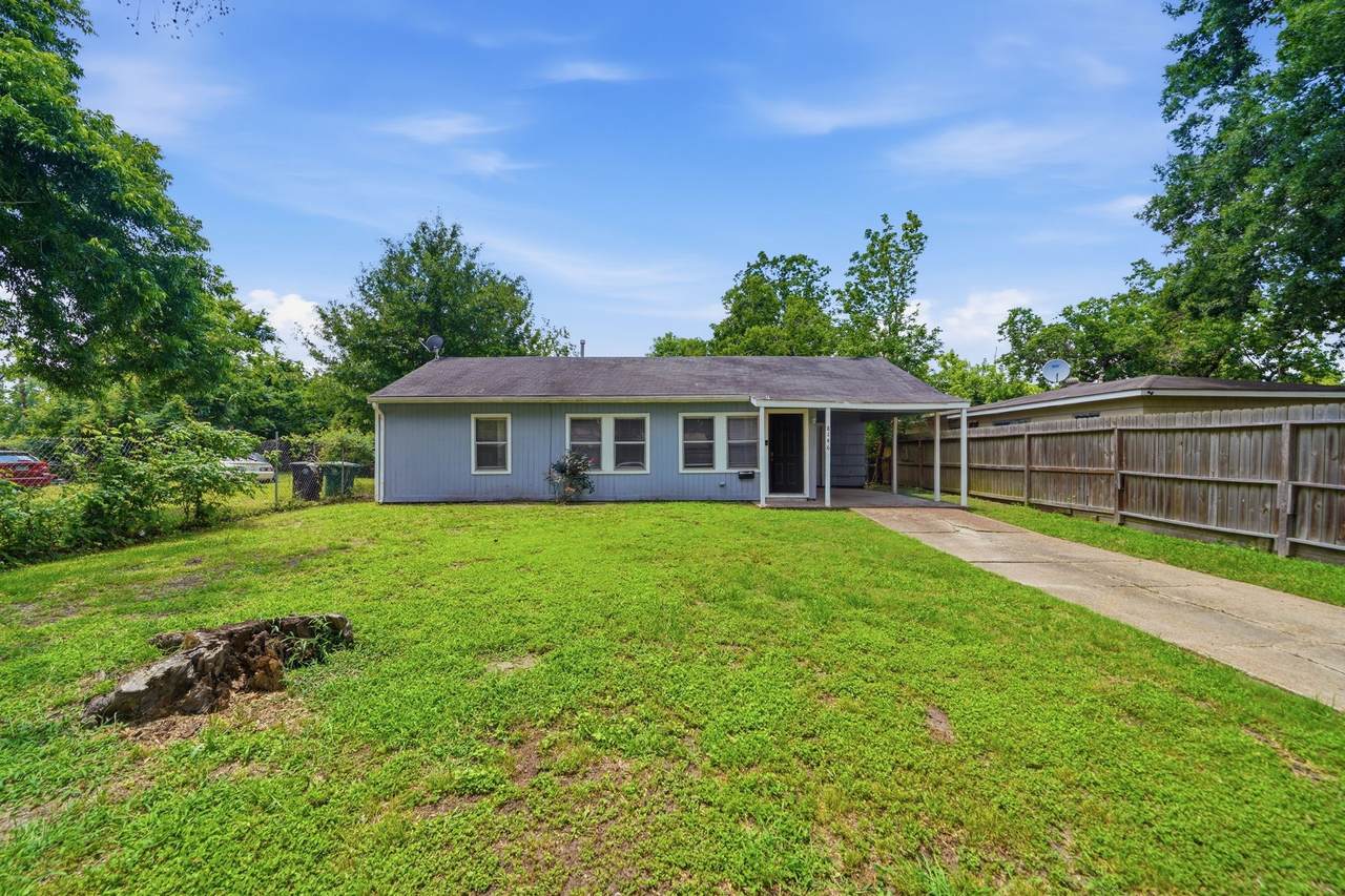 8146 Panay Drive - Photo 1