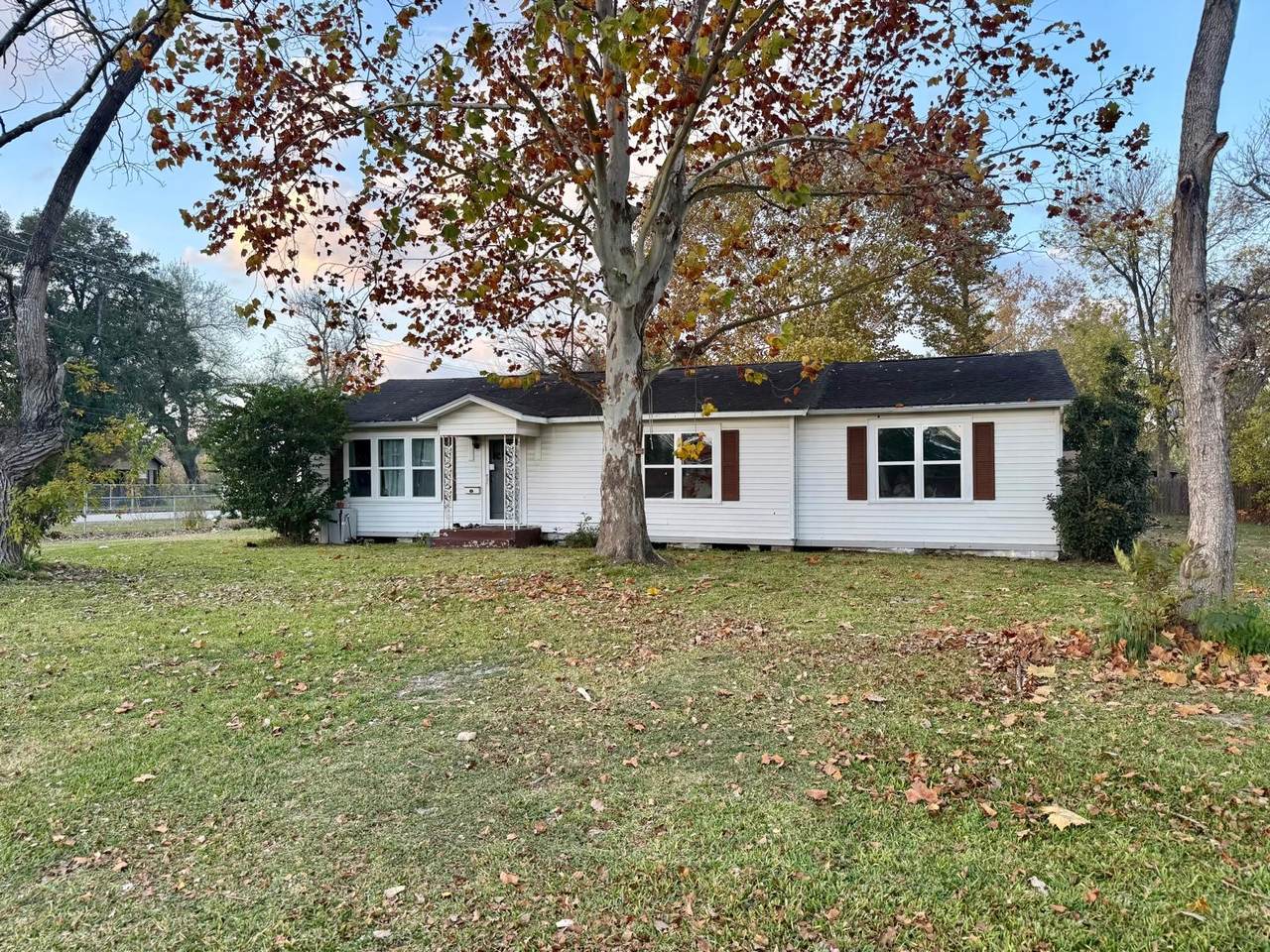 700 Wallisville Road - Photo 1