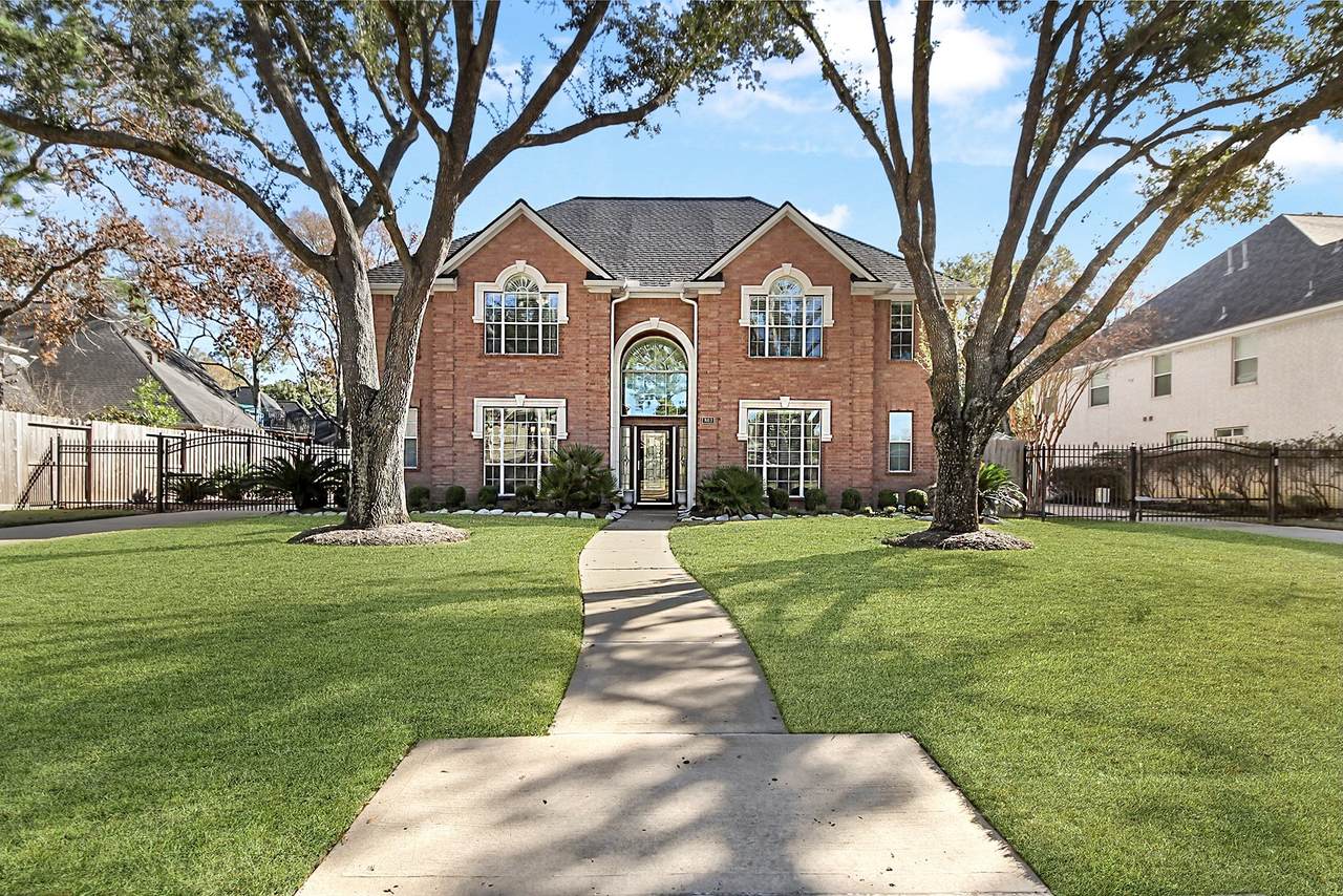 803 Chisel Point Drive - Photo 1