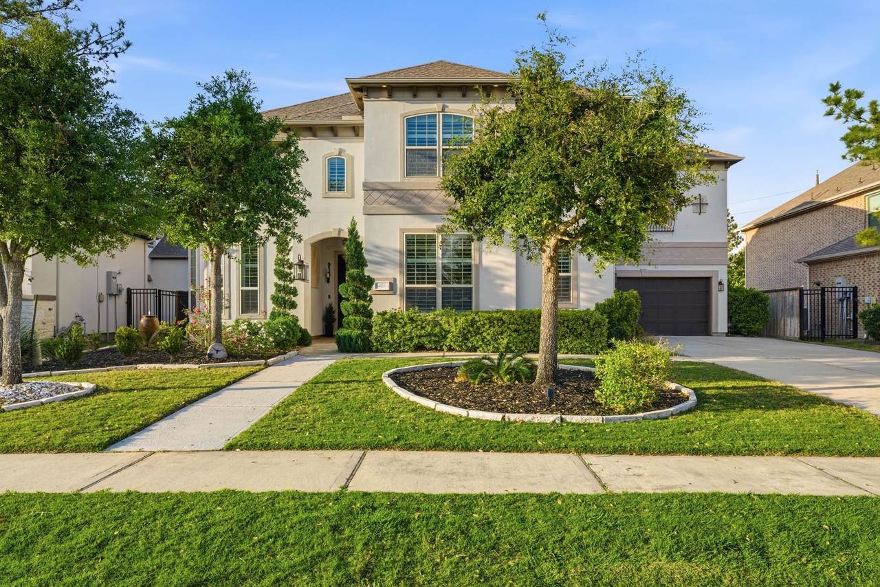 4023 Woodland Meadow Drive - Photo 1