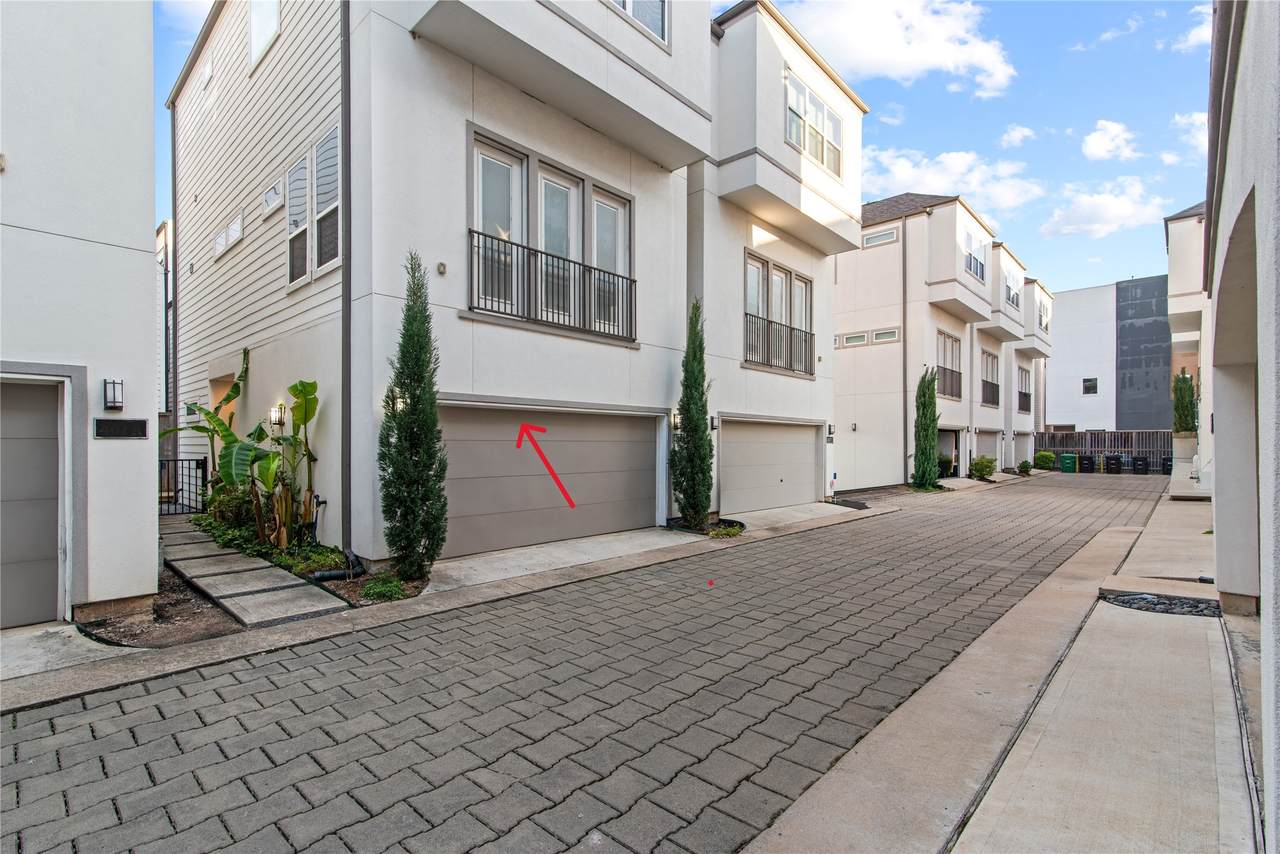 407 Nagle Street - Photo 1