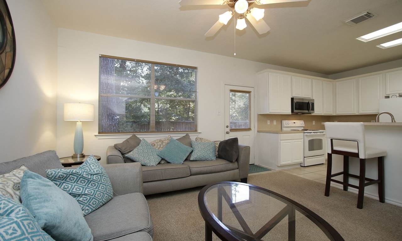 191 Burberry Park Circle - Photo 1
