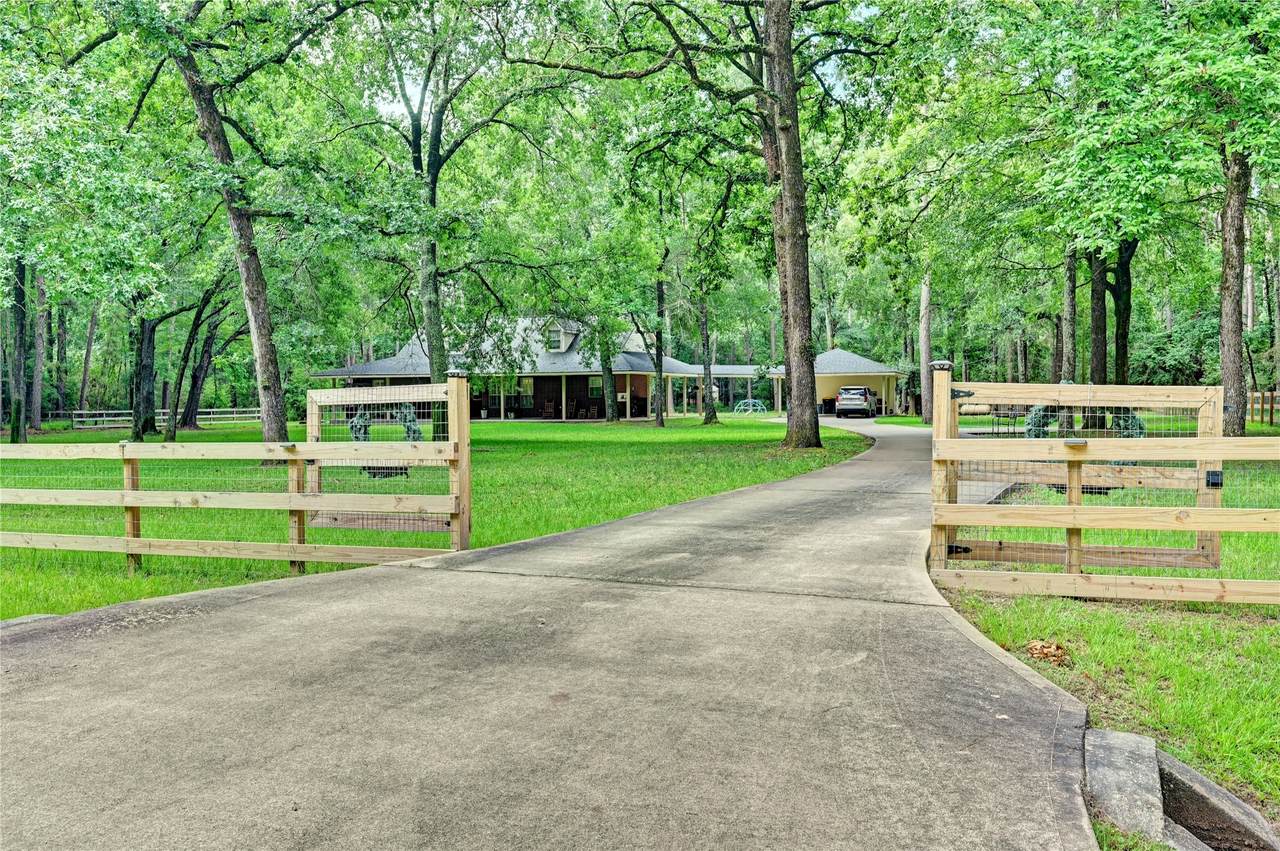5423 Country Court - Photo 1