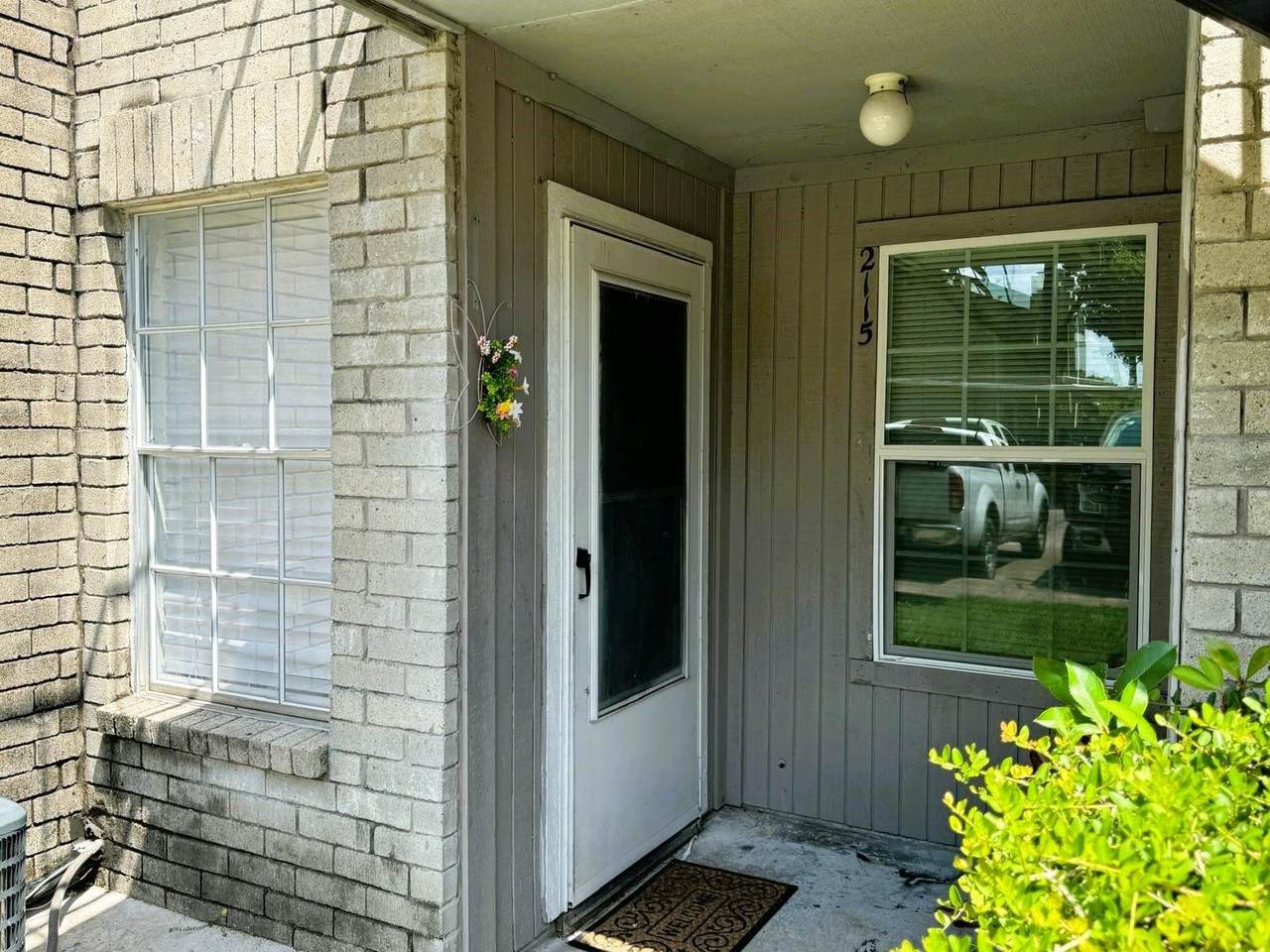 9700 Leawood Boulevard - Photo 1