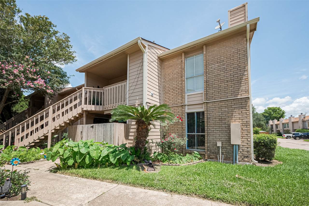 1505 Ward Road - Photo 1