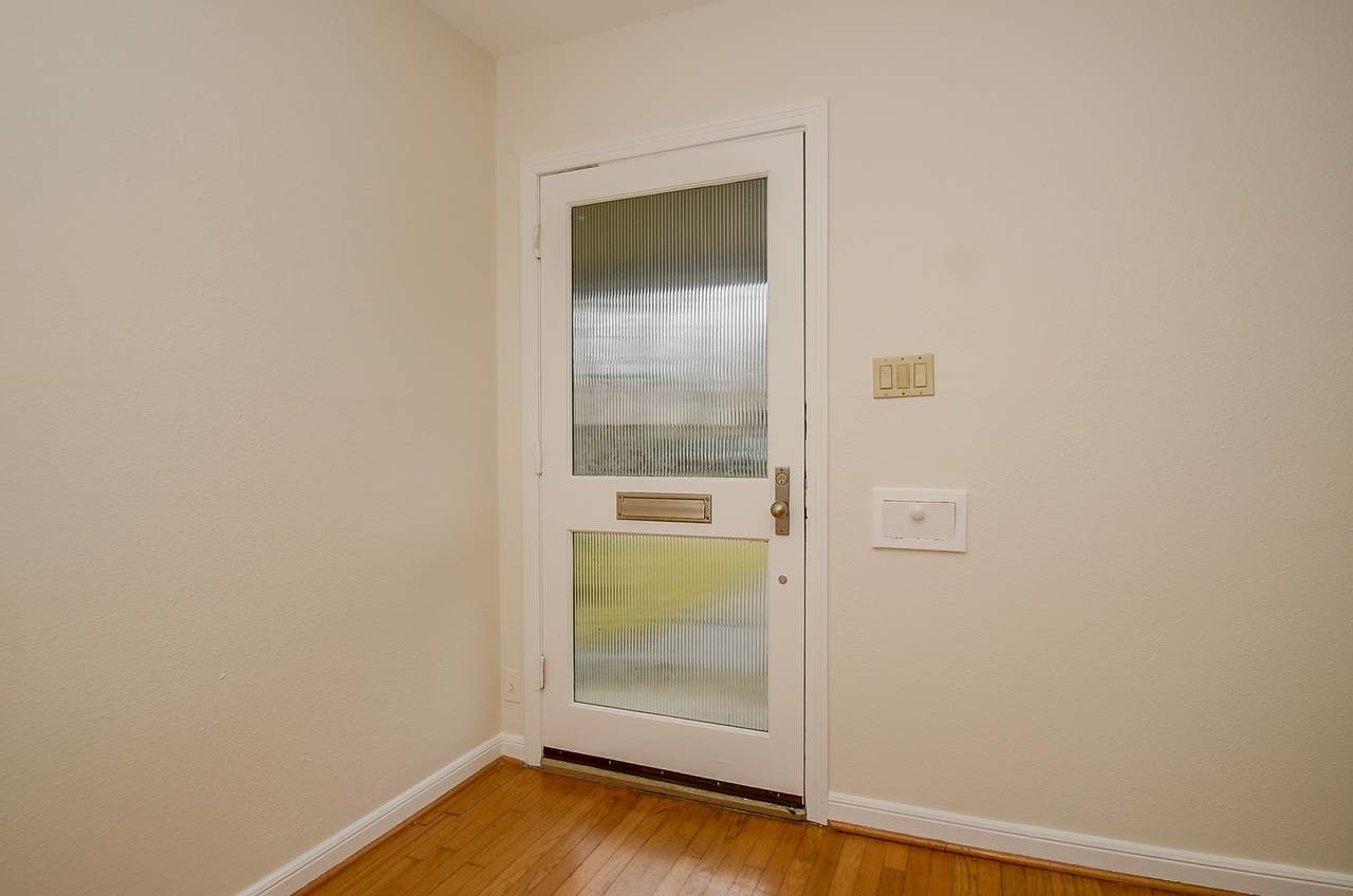 2047 & 2049 Sheridan Street - Photo 1