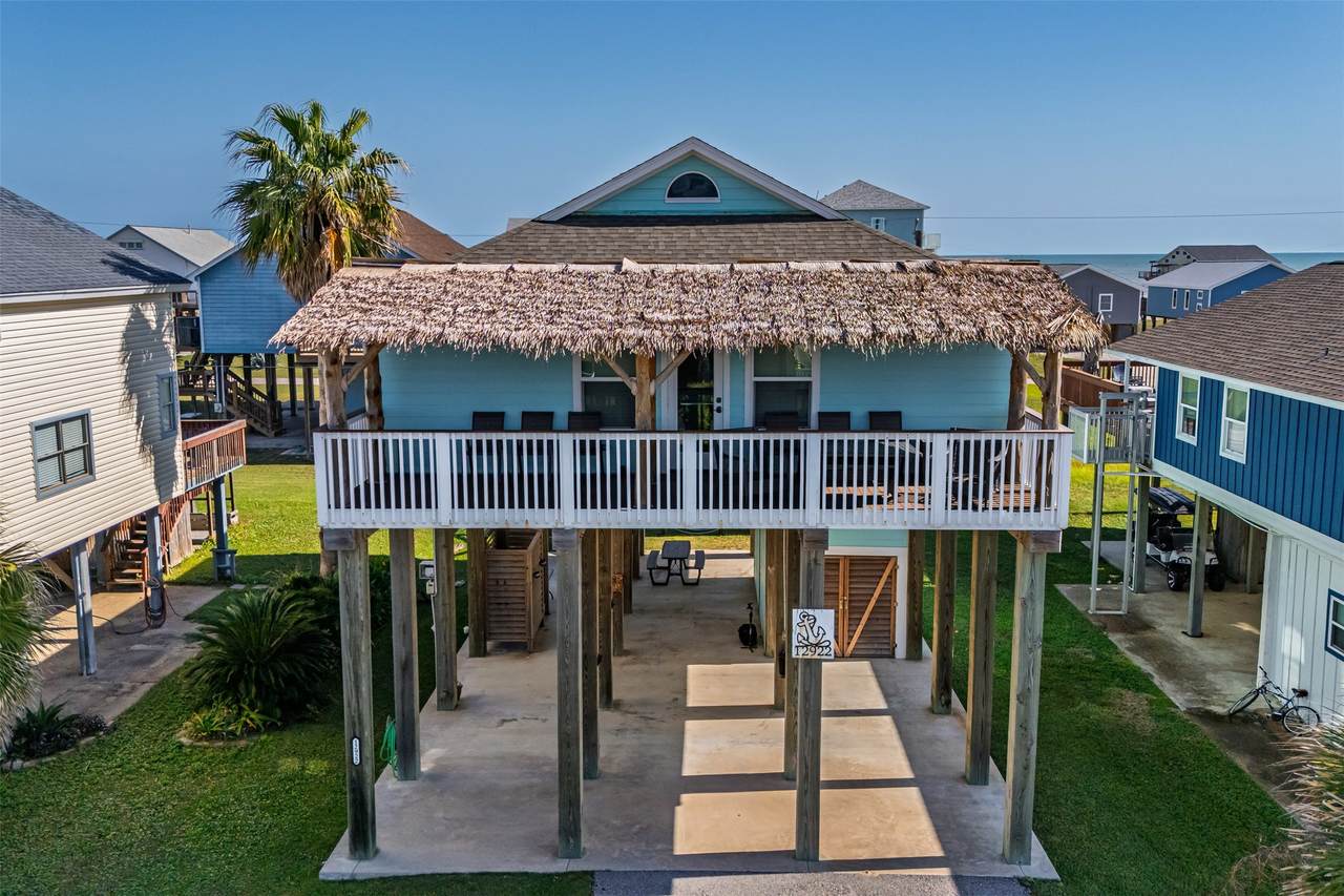 12922 Buccaneer Parkway - Photo 1