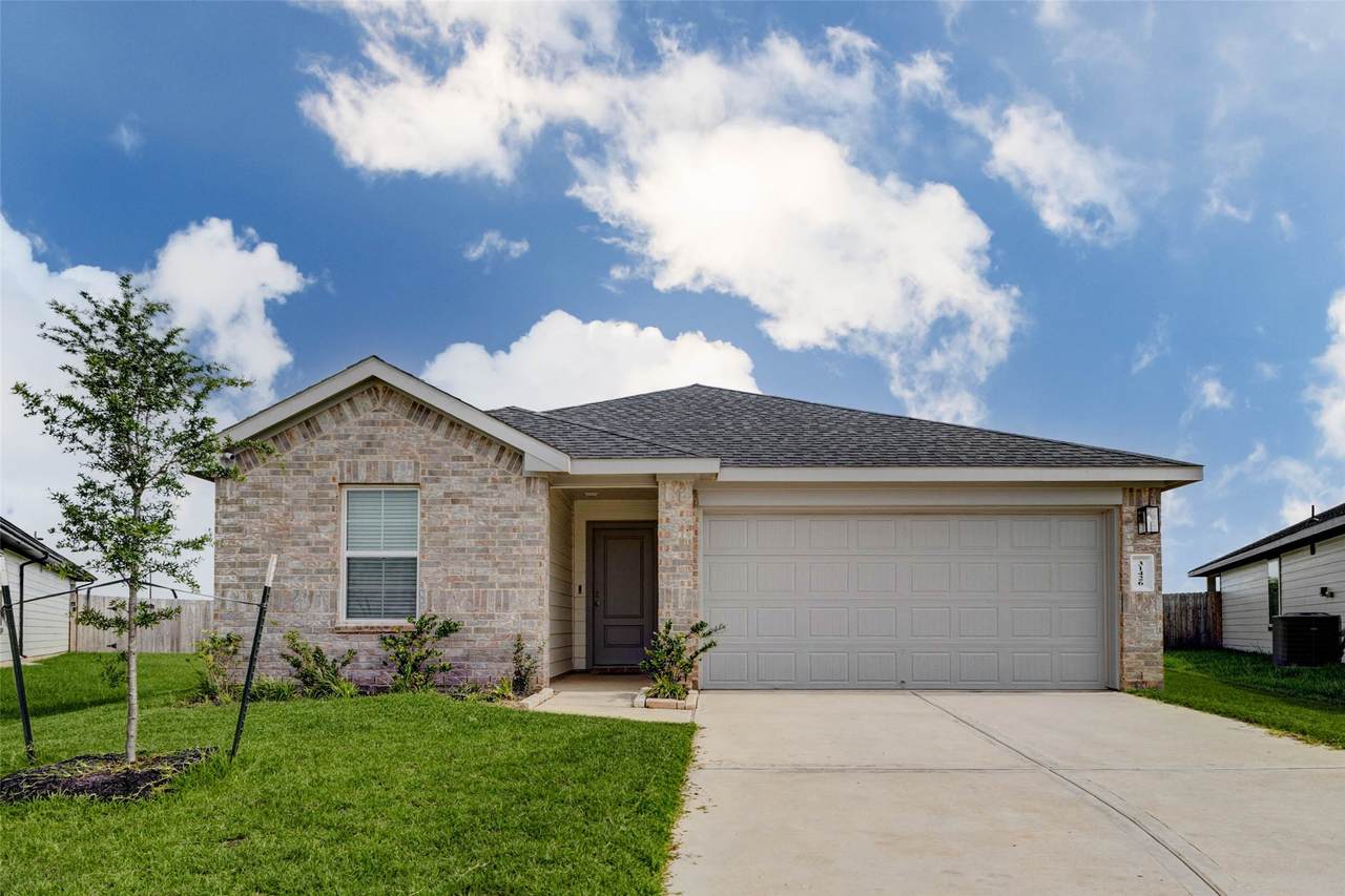 31426 Yatesbury Lane - Photo 1