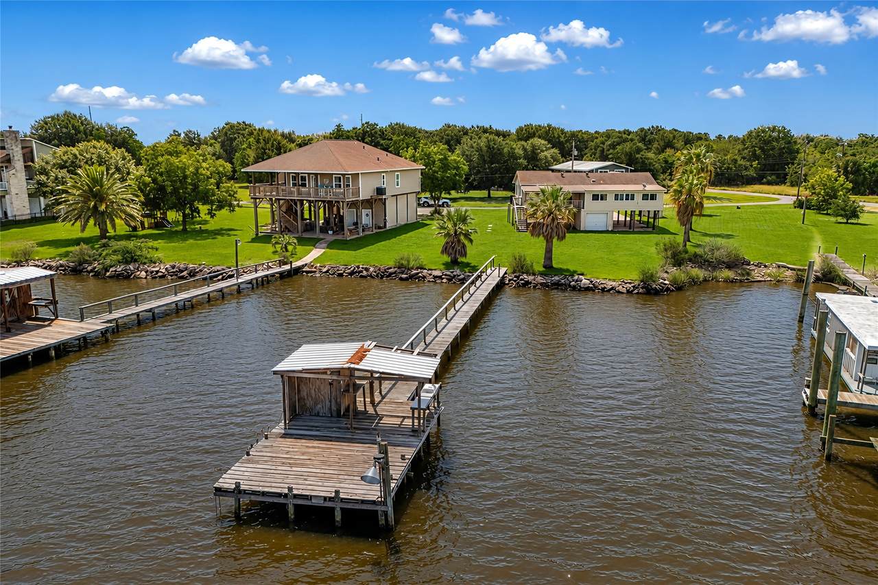 8805 Harbour Drive - Photo 1