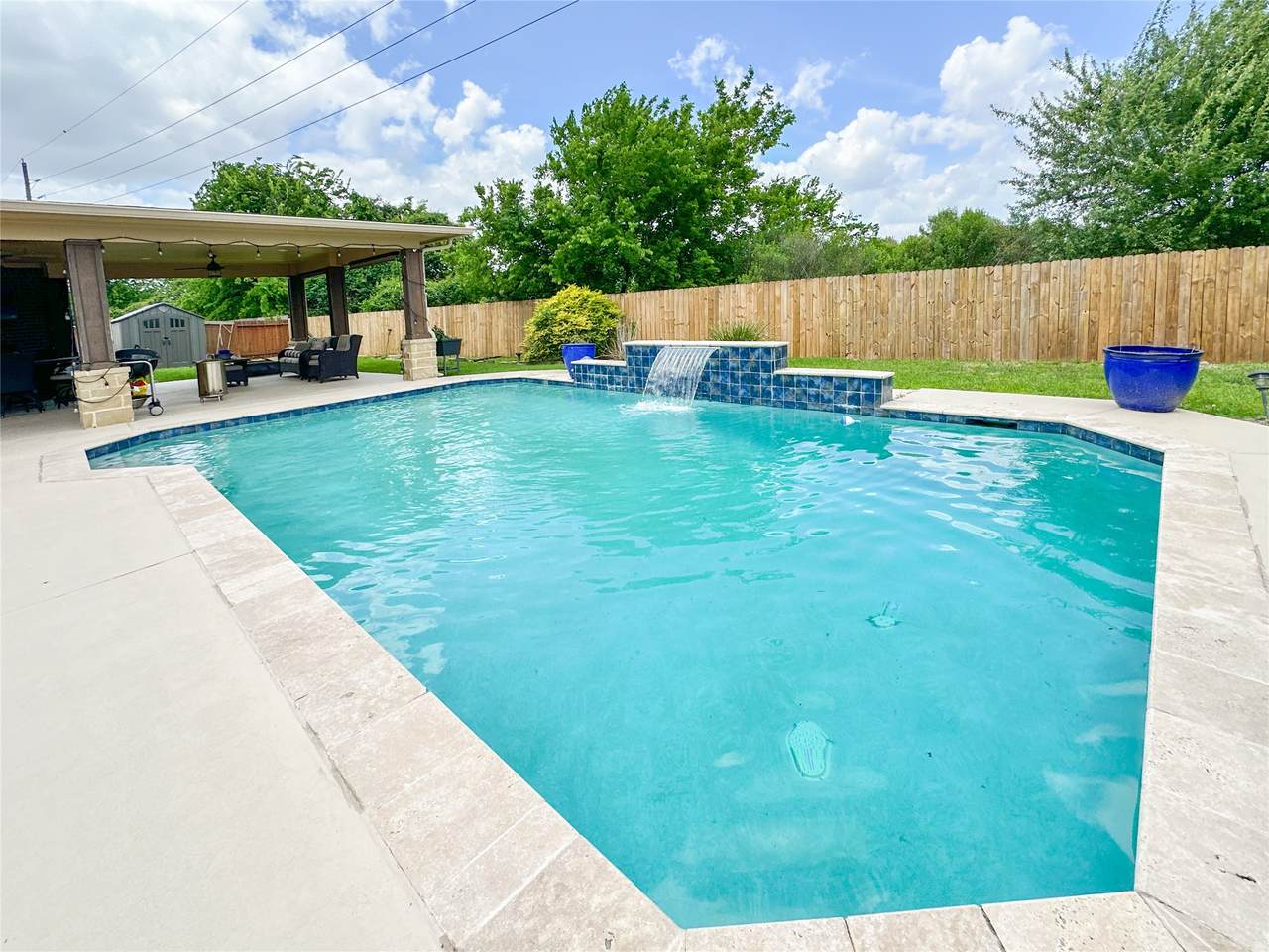 402 Heatherton Hill Drive - Photo 1