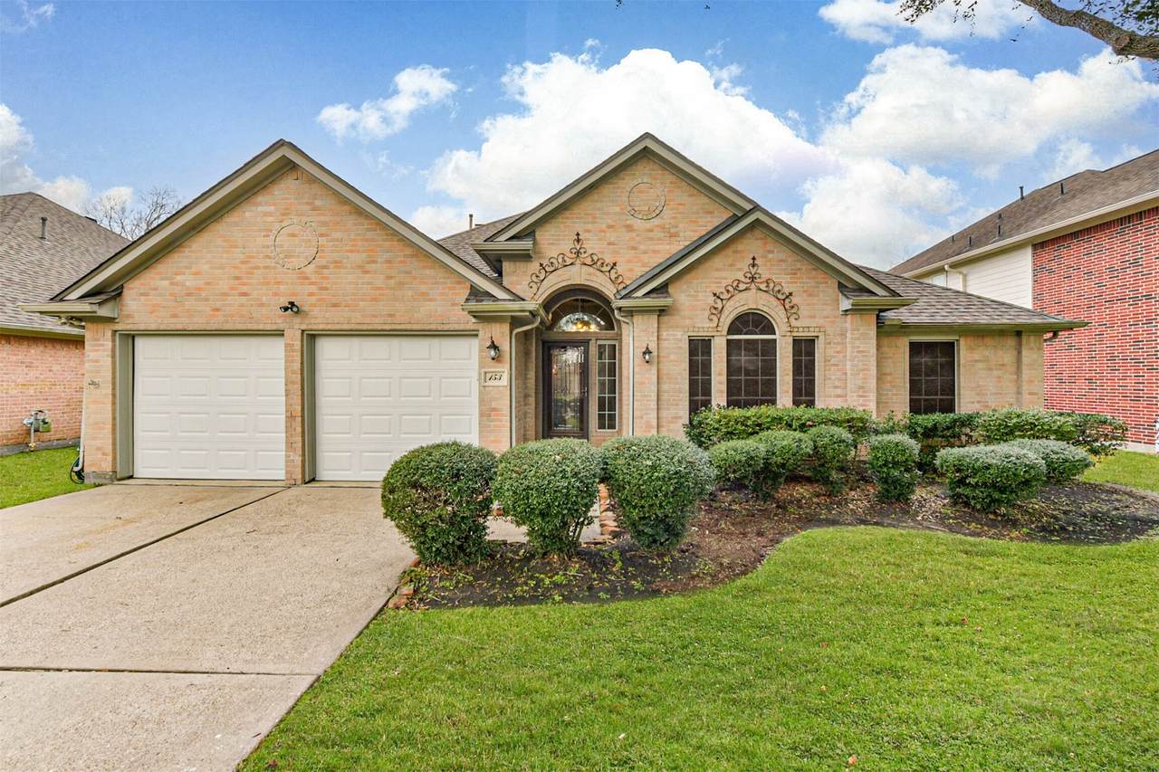 153 Greenridge Circle - Photo 1