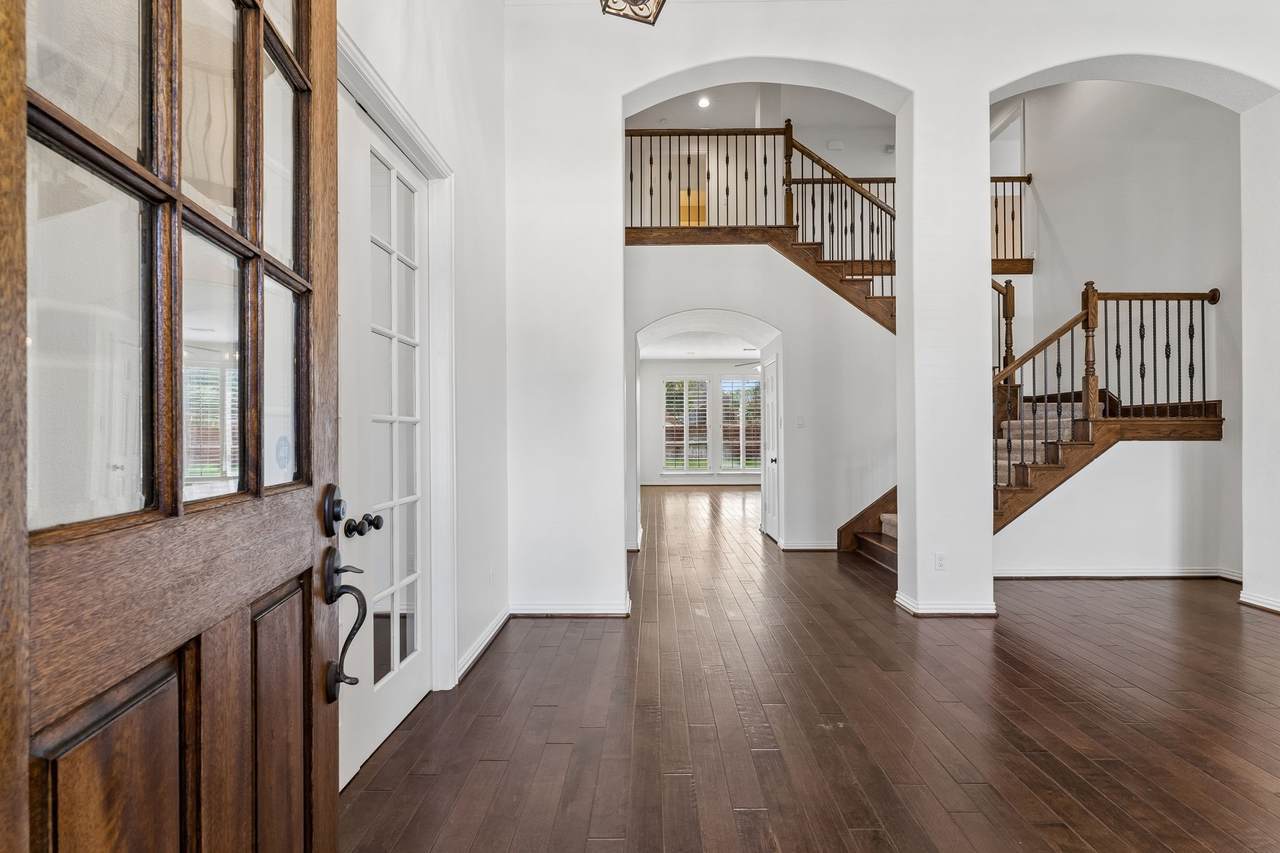 8210 Thunder Ridge Way - Photo 1