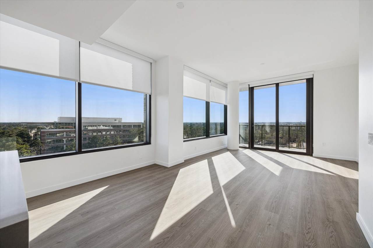 1 Riva Row - Photo 1