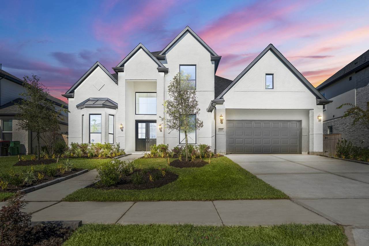 1207 Old Forest Drive - Photo 1