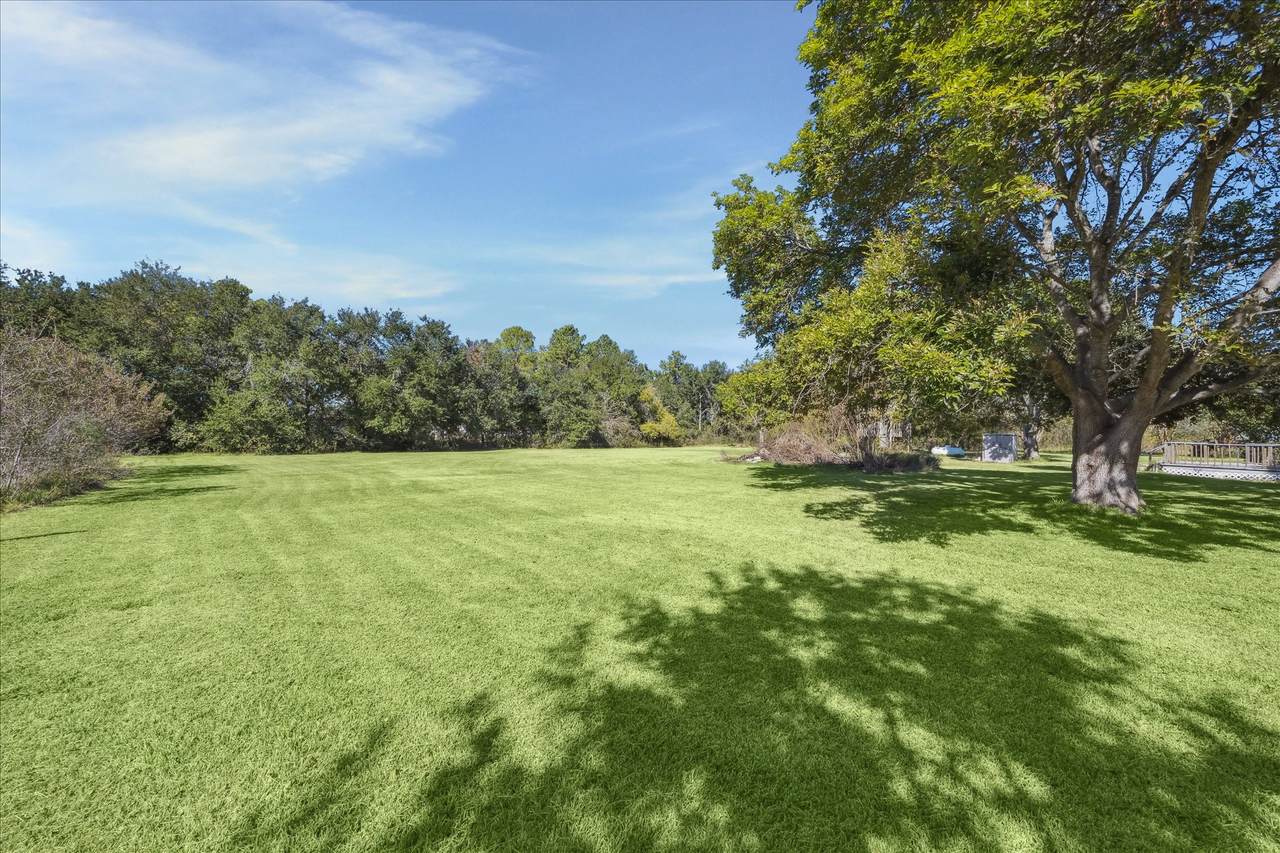 1515 Algoa Friendswood Road - Photo 1