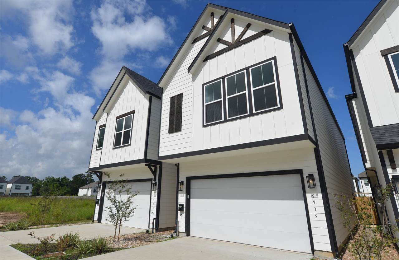 5935 Cebra Street - Photo 1