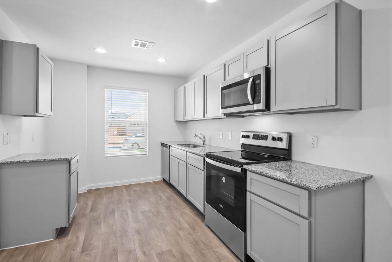 2041 East Gemini Drive - Photo 1