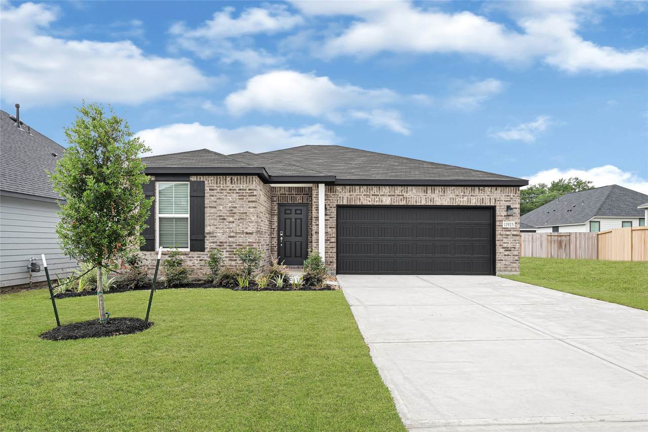11923 Wisteria Meadows Drive - Photo 1