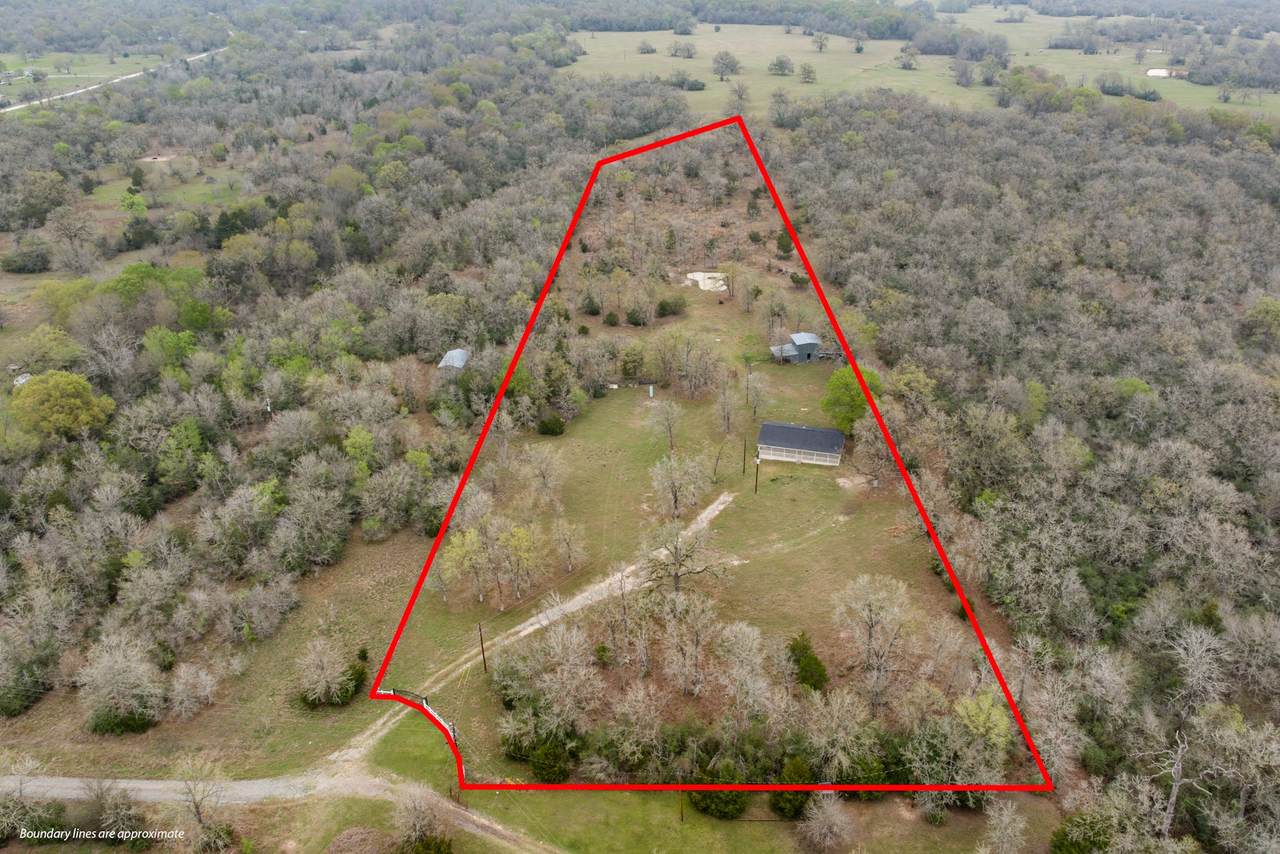 7111 Refugio Circle - Photo 1