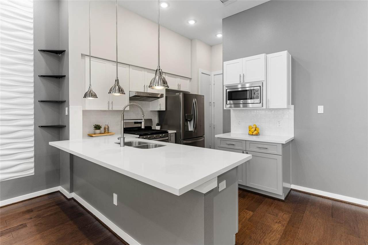 4705 Thornton Grove - Photo 1