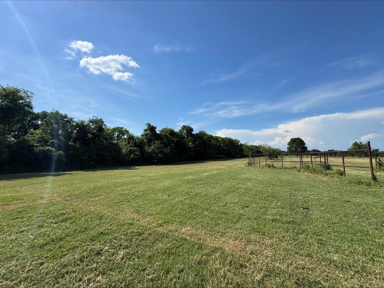 Tract 2 Fm 3060 - Photo 1