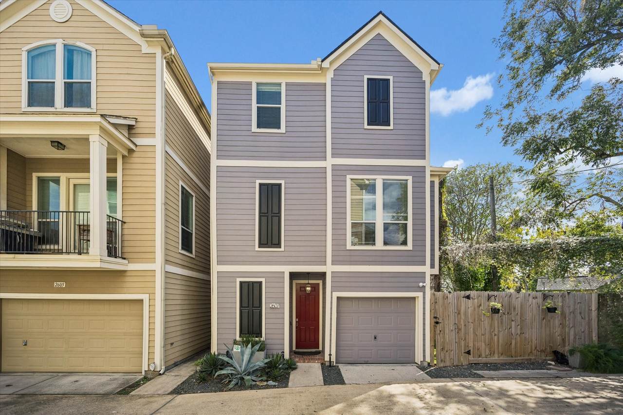 2607 Link Road - Photo 1