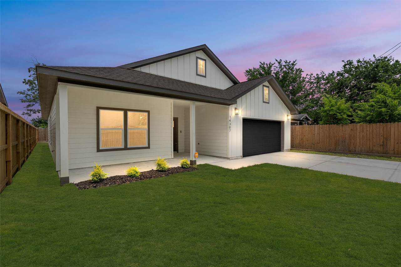 14307 Laredo Street - Photo 1