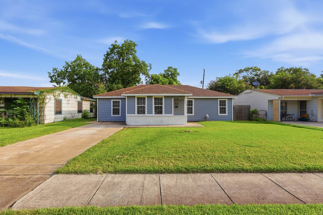 1419 Roper Street - Photo 1