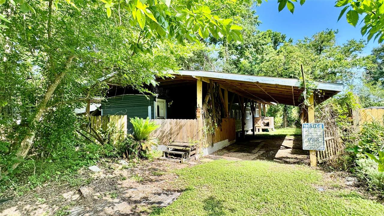 405 Waring Street - Photo 1