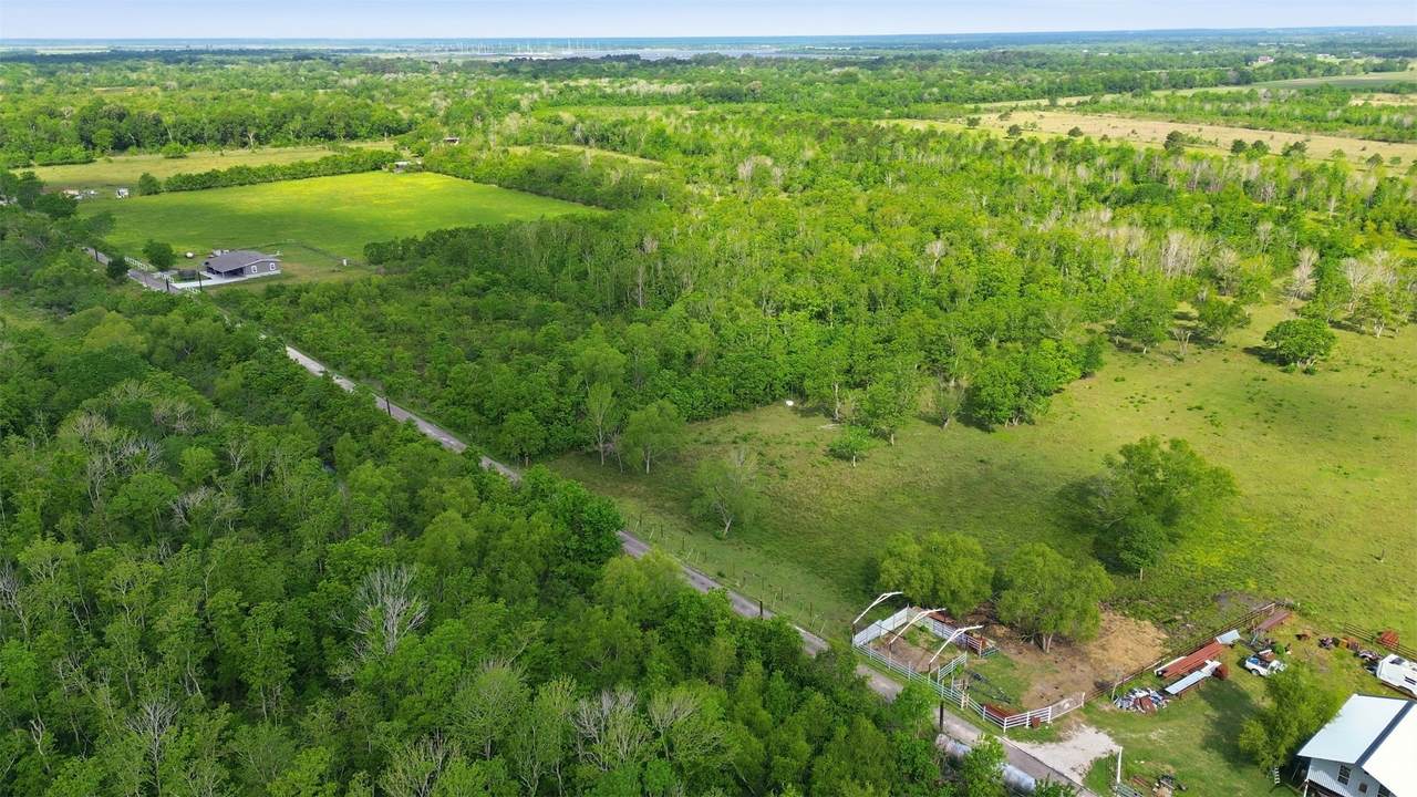 TBD County Road 6042 - Photo 1