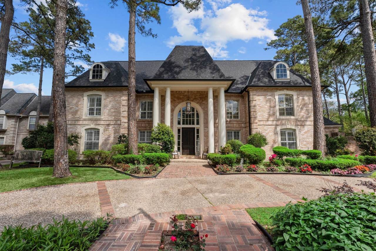 15902 Guinstead Drive - Photo 1