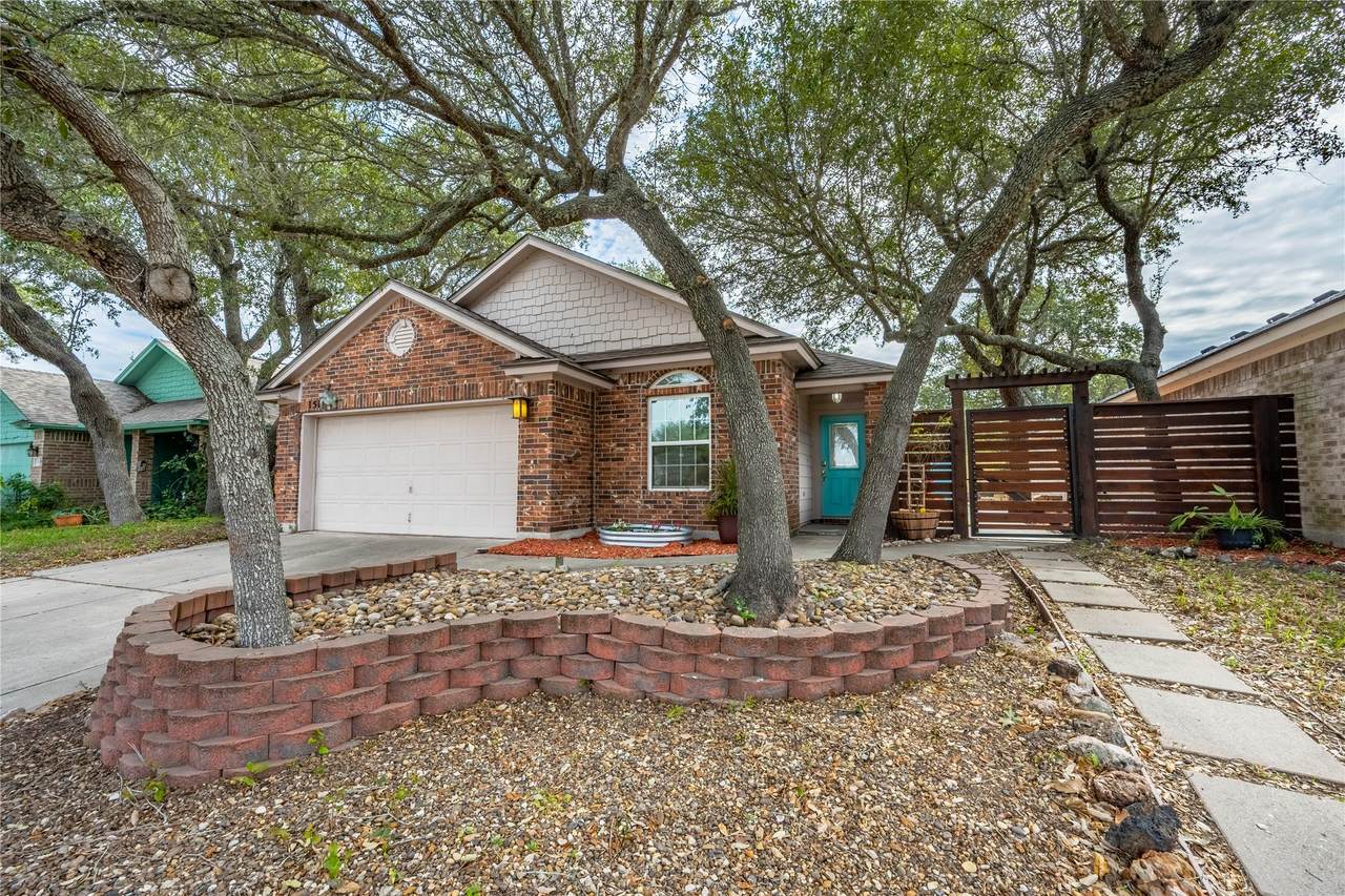 151 Heron Oaks - Photo 1