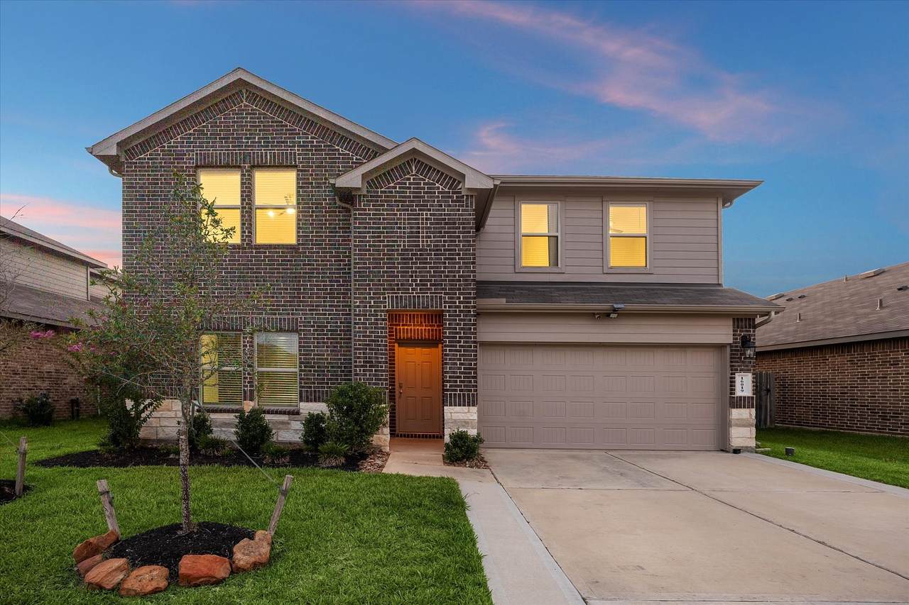 16019 Jordan Meadow Way - Photo 1