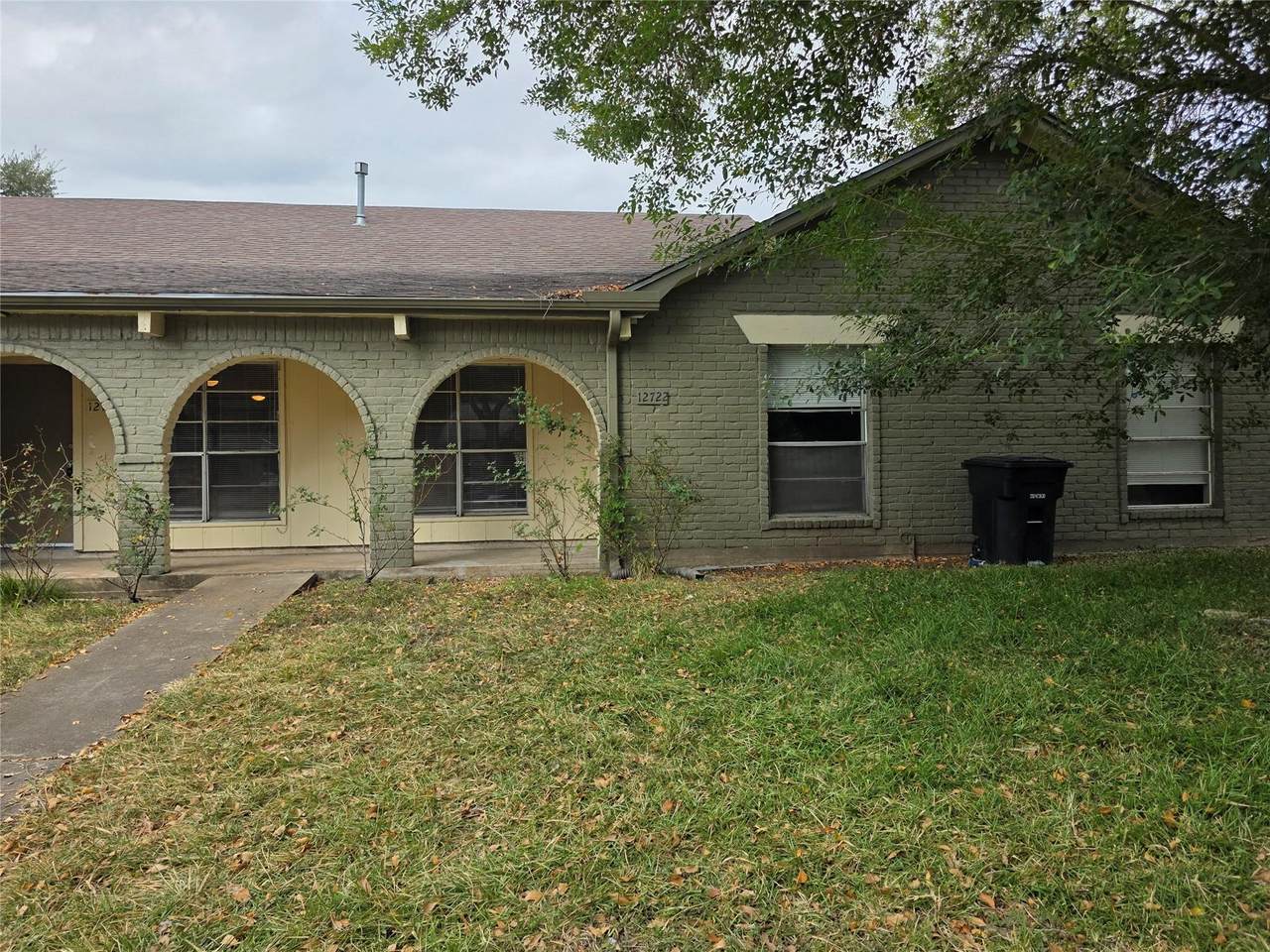 12722 Shannon Hills Drive - Photo 1