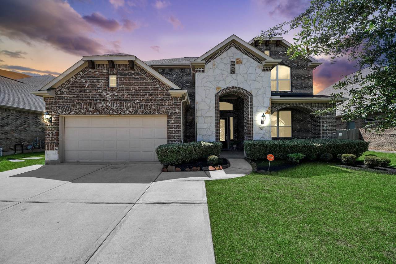 321 Stockport Drive - Photo 1