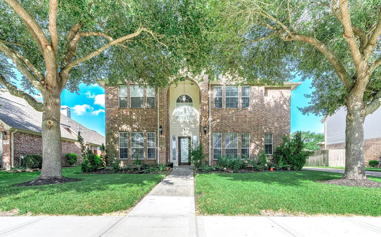 3705 Canterbury Park Drive - Photo 1
