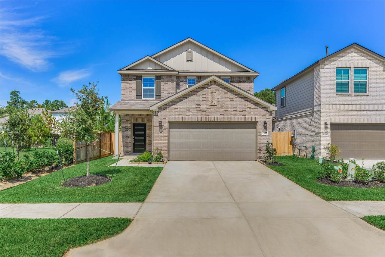 7727 Bergamot Circle - Photo 1