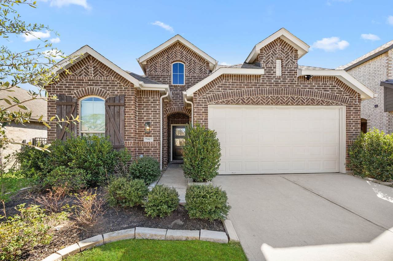 7917 Spring Run Drive - Photo 1